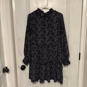 Hailey & Co Navy and White Patterned Blouse